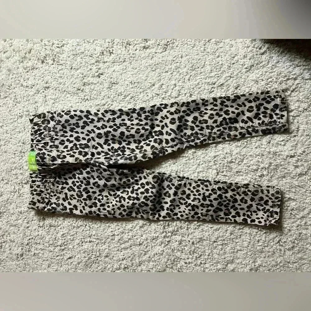 OLD NAVY GIRLS JEGGINGS SIZE 5T EUC LEOPARD PRINT